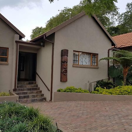 Zwavelpoort Guesthouse Pretoria-Noord Εξωτερικό φωτογραφία